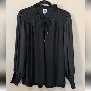 Anne Klein Black Ruffled Blouse Size Xl.